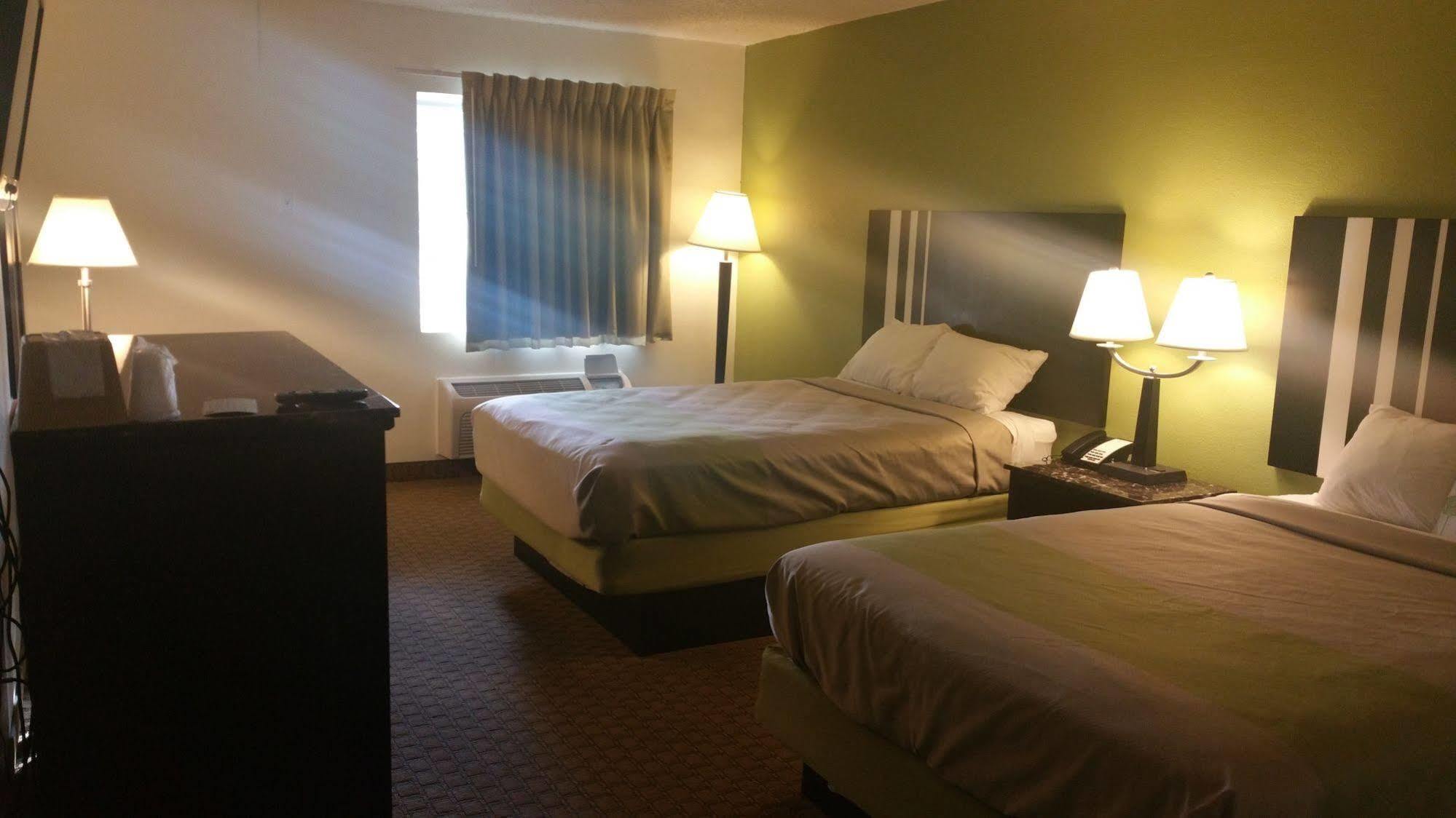 Oyo Hotel Lafayette La I-10 & University Dış mekan fotoğraf