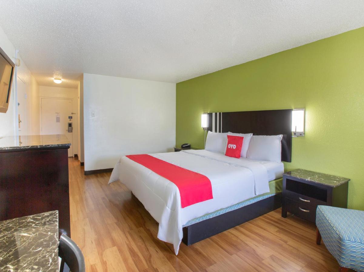 Oyo Hotel Lafayette La I-10 & University Dış mekan fotoğraf